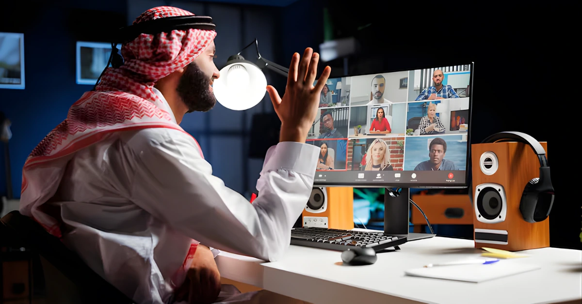 أفضل أداة AI لتلخيص الاجتماعات بالعربي للشركات الخليجية